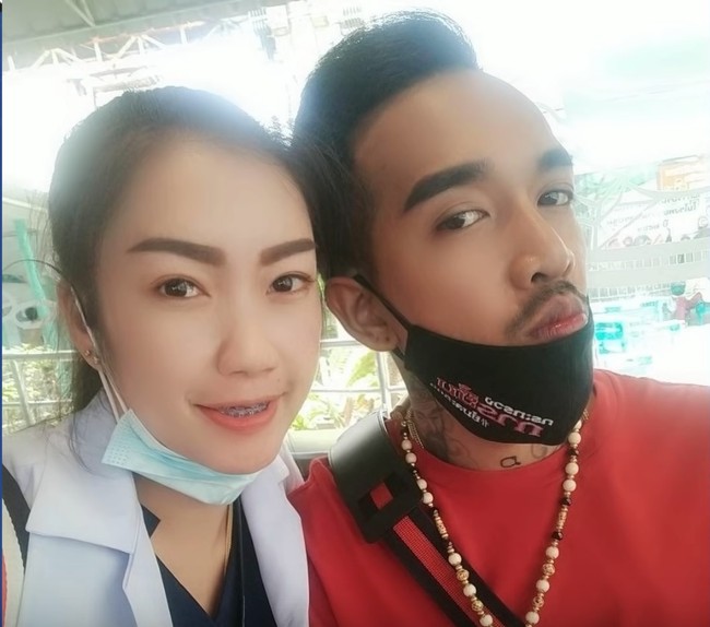 Delapan istri Ong Dam Sorot tidur empat kamar. Masing-masing kamar diisi oleh dua istri. Foto: Tangkapan layar YouTube/Joker Family