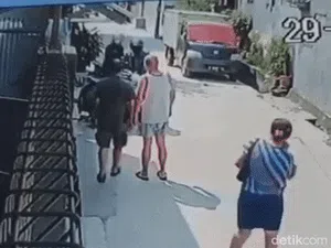 Viral Perampok Todongkan Pistol ke Warga di Margahayu
