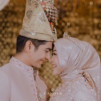 Diketahui Ricis dan Ryan memang hanya berkenalan singkat sebelum akhirnya memutuskan untuk menikah. Dari pernikahan tersebut keduanya telah dikaruniai seorang putri bernama Moana. Foto: Instagram @canolaphoto @hisyam.sajin