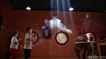 Sembahyang Jelang Imlek di Kelenteng Tertua Jakarta