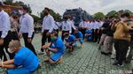 Tampang Lesu Ketum GMBI Cs Saat Berbaju Tahanan