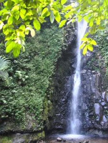 Wisata alam di Kabupaten Karanganyar.