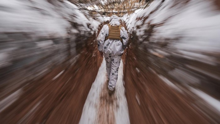 Pemerintah Denmark menyatakan siap untuk mengirim peralatan militer ke Ukraina. Bantuan militer itu dikirim di tengah ancaman invasi Rusia ke Ukraina.