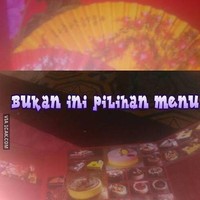 Hati-hati tertipu guys.. Dikira angpao ternyata cuma daftar menu. Mentang-mentang warnanya merah dan ada tulisan Mandarinnya sih.. Foto: 1cak.com