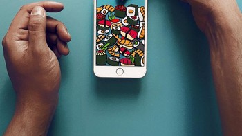 Saya suka membawa buku catatan ide menggambar saya kemana-mana jika ada sesuatu yang menginspirasi saya. Setelah gambar kecil awal selesai, saya menyiapkan ilustrasi dan guntingan kertas yang saya atur saat saya siap untuk memotret. dikutip dari Boredpanda. Foto: Instagram/Anshuman Ghosh