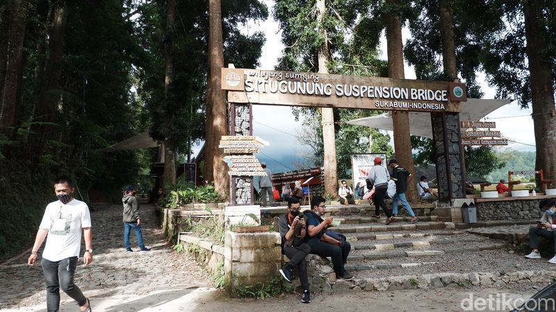 Jembatan Gantung Situgunung Sukabumi