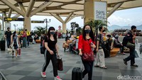 Adapun rute yang paling banyak dilayani adalah dari dan menuju Jakarta lewat Bandara Soekarno-Hatta Cengkareng sebanyak 14 penerbangan. Disusul rute lain seperti Balikpapan dan Pekanbaru.