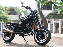 Ogah Tua! Honda Karisma 2004 Disulap Jadi Honda Monkey Bobber