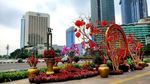 Jadi Buruan Objek Foto, Ornamen Imlek di Bundaran HI Cantik Banget!
