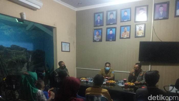 Suasana mediasi dua tetangga di Probolinggo