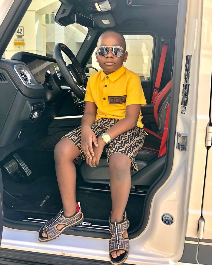 Bocah Crazy Rich Afrika Bocah Crazy Rich Afrika berusia 9 tahun