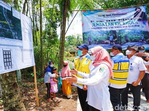 Usung Spirit Bangkit dari Pandemi, Bupati Ipuk Kembali Gelar Bunga Desa