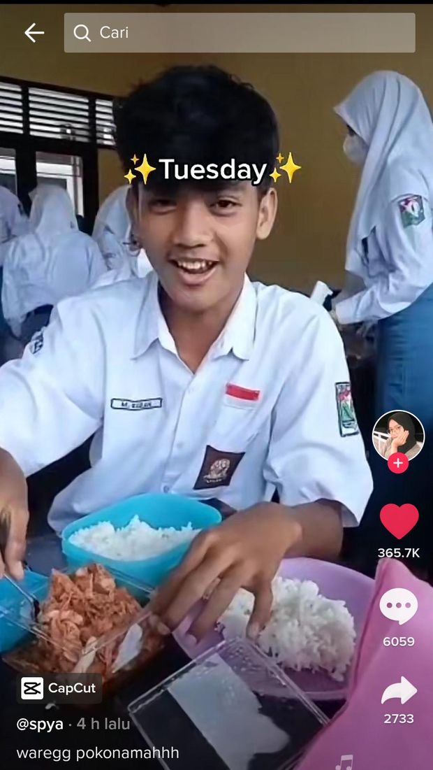 Dipuji Netizen Karena Bawa Bekal, Ternyata Siswa SMA Ini Palak Makanan Temannya