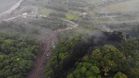 Kementerian lingkungan Ekuador menyebutkan bahwa hampir dua hektar kawasan lindung Taman Nasional Cayambe-Coca telah terkontaminasi.  