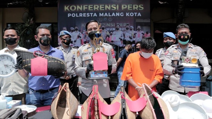 judi sabung ayam digerebek