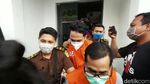 Gaya Santai Bripda Randy Saat Diserahkan ke Kejaksaan