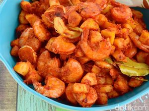 3 Resep Sambal Goreng Kentang yang Pedas Gurih untuk Lauk Ketupat Lebaran