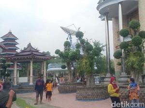 Instagramable! Wisata Religi Rumah Kiai di Madiun Dipadati Pengunjung