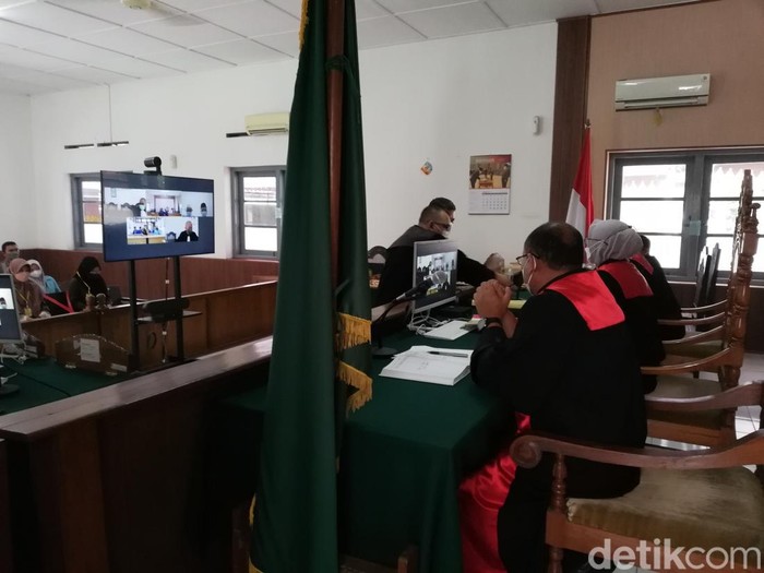 Sidang perdana kasus tewasnya peserta Diksar Menwa UNS di PN, Rabu (2/2/2022).
