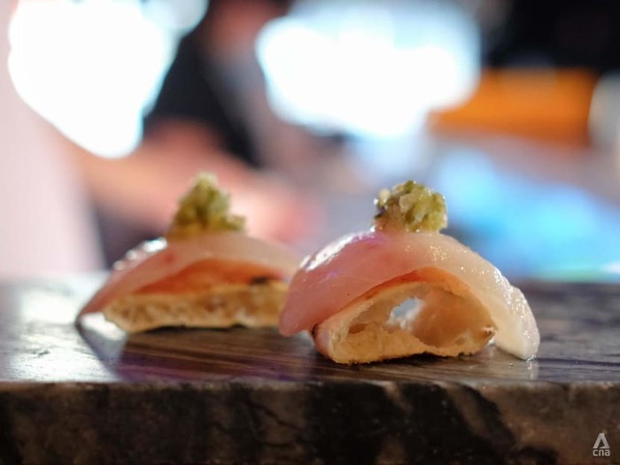 MasterChef Singapura Bikin Kreasi Sushi Pakai Roti