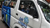 Direktur Utama PT Transportasi Jakarta (Transjakarta) Yana Aditya mengatakan pihaknya saat ini mencoba untuk meningkatkan integrasi transporasi dengan meluncurkan Mikrotrans ber-AC. Total sebanyak 60 Mikrotrans akan beroperasi di wilayah Jakarta.