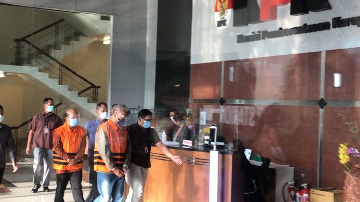 2 tersangka kasus korupsi e-KTP ditahan KPK