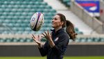 Melihat Aksi Kate Middleton Main Rugby