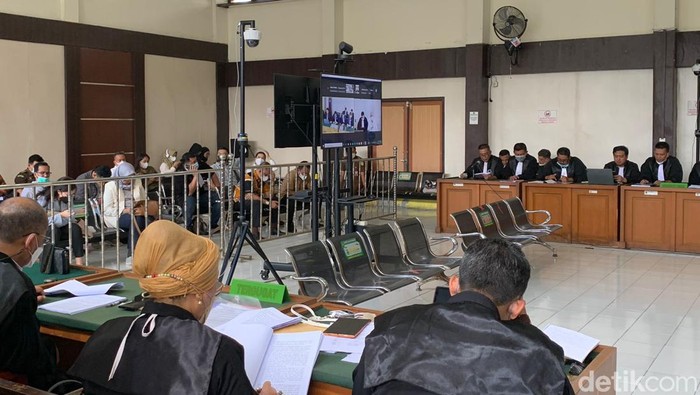 Alex Noerdin cs rugikan negara puluhan juta dollar di kasus korupsi gas bumi