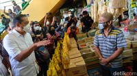 Dari pengecekan itu, masih didapati ada pedagang yang menjual minyak goreng di atas HET. Meski begitu ia memaklumi jika harga yang dijual pedagang masih lebih tinggi.