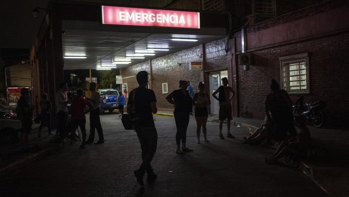 Gegara Kokain Oplosan, 17 Warga Argentina Tewas-56 Dirawat di RS Kokain oplosan tewaskan 17 warga dan 56 orang lainnya dirawat di rs Argentina. Diketahui, kokain sengaja dipalsukan sebelum dijual ke warga di lingkungan miskin