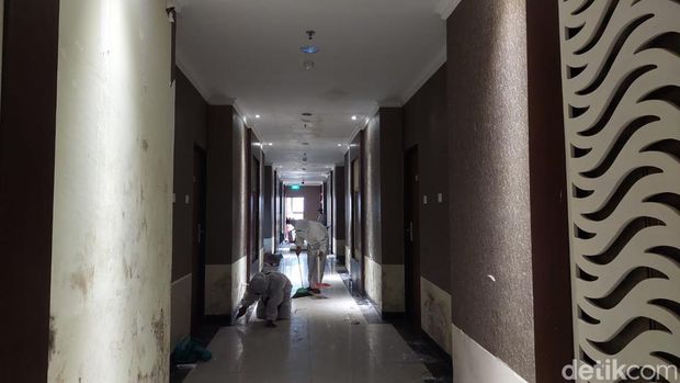 hotel asrama haji surabaya