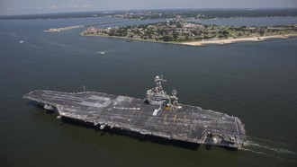 Kapal Induk Ketiga AS Berlayar Menuju Timur Tengah