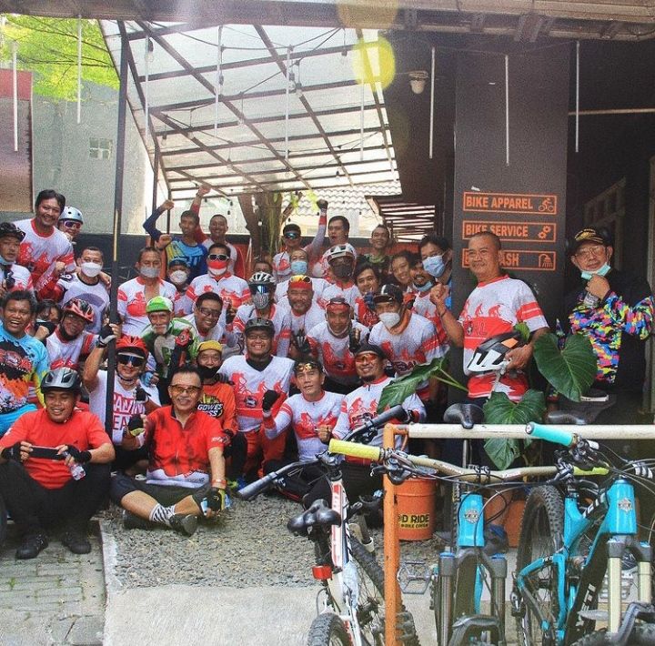 5 Kafe Sekaligus Bengkel Sepeda untuk Sunmori Goweser