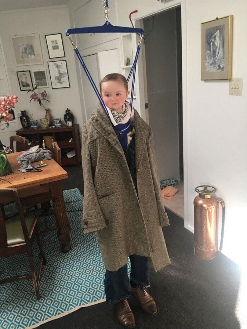 Kelakukan manusia kadang suka bikin ketawa dan geleng-geleng kepala. Seperti beberapa foto ini.