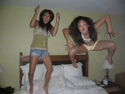 Kelakuan Absurd Manusia yang Bikin Ngakak, Kamu Gitu Juga?