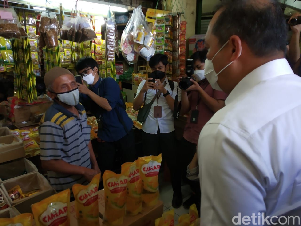 Mendag M Lutfi Sidak ke Pasar Induk