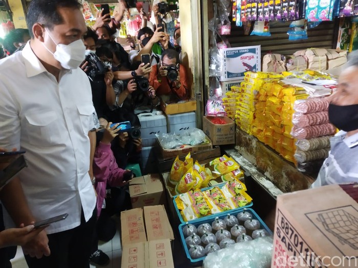 Mendag M Lutfi Sidak ke Pasar Induk