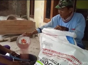 Petani Madiun Keluhkan Pupuk Subsidi Dijual Harga Non-subsidi