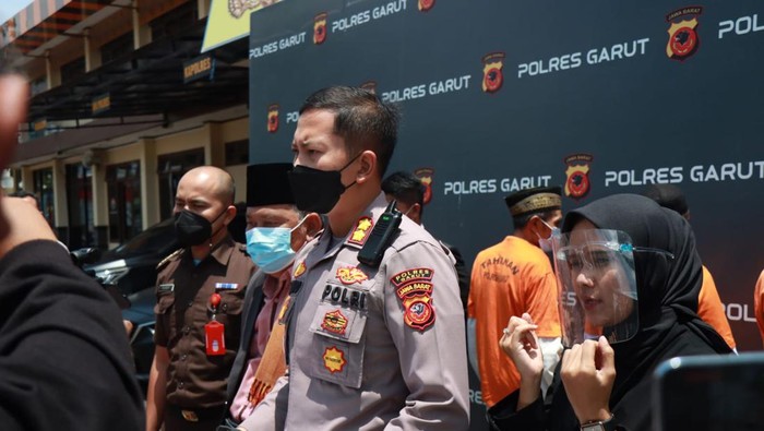 Polisi mengungkap propaganda yang dilakukan NII lewat media sosial di Garut