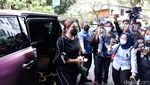 7 Potret Ashanty dan Anang Datangi Polda Metro Jaya
