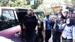 7 Potret Ashanty dan Anang Datangi Polda Metro Jaya