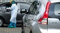 GSI Lab melayani tes swab secara drive thru dan walk in.