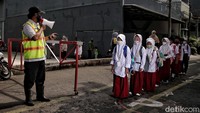Jumlah total murid sekolah ini adalah sebanyak 664 siswa-siswi.  