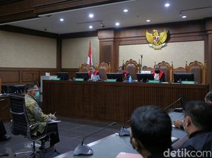 Hakim: Fee SGD 3,5 Juta Inisiatif Konsultan PT Jhonlin Baratama