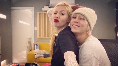 Pernah Jadi Couple Goals, Intip 8 Foto Mesra HyunA dan DAWN yang Putus