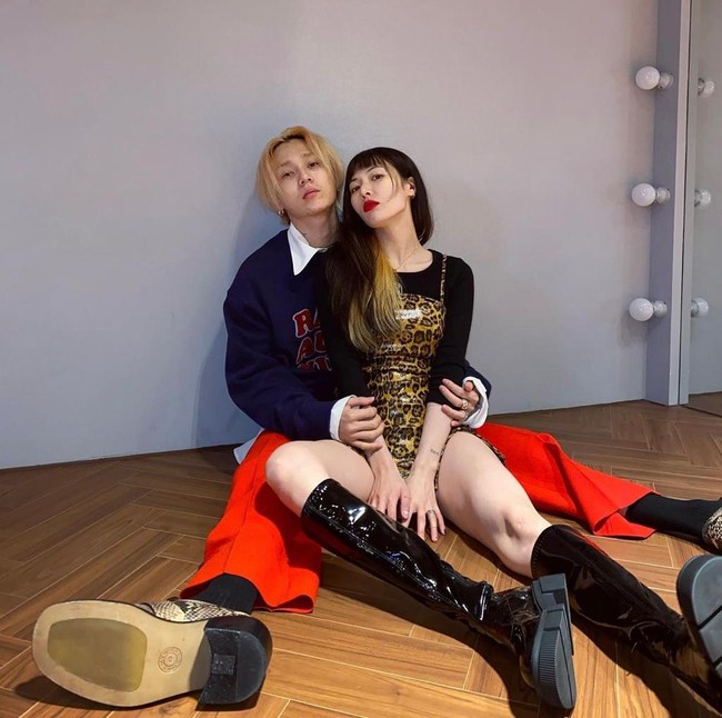 “Kami putus. Kami memutuskan untuk tetap menjadi teman dan rekan kerja yang baik. Terima kasih atas dukungan kalian dan telah memperhatikan kami dengan baik,” tulis HyunA lewat unggahan Instagram. Foto: dok. Instagram @hyunah_aa