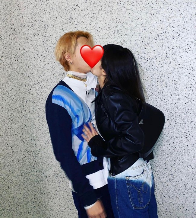 HyunA dan DAWN menjadi idol KPop pertama yang terang-terangan berpacaran dan pamer kemesraan di Instagram. Mereka akhirnya menandatangani kontrak eksklusif dengan agensi bentukan PSY, PNATION. Foto: dok. Instagram @hyunah_aa