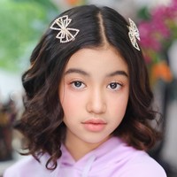 Selain jadi artis, Jenna juga menjadi model dan brand ambassador untuk Perusahaan Telekomunikasi Cellcard Kamboja, R&F Properties, bahkan Marie Regal Indonesia.Foto: Facebook jenna norodom