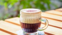 Kopi Dicampur Telur Mentah Lagi Viral, Ini Bahaya yang Jarang Disadari