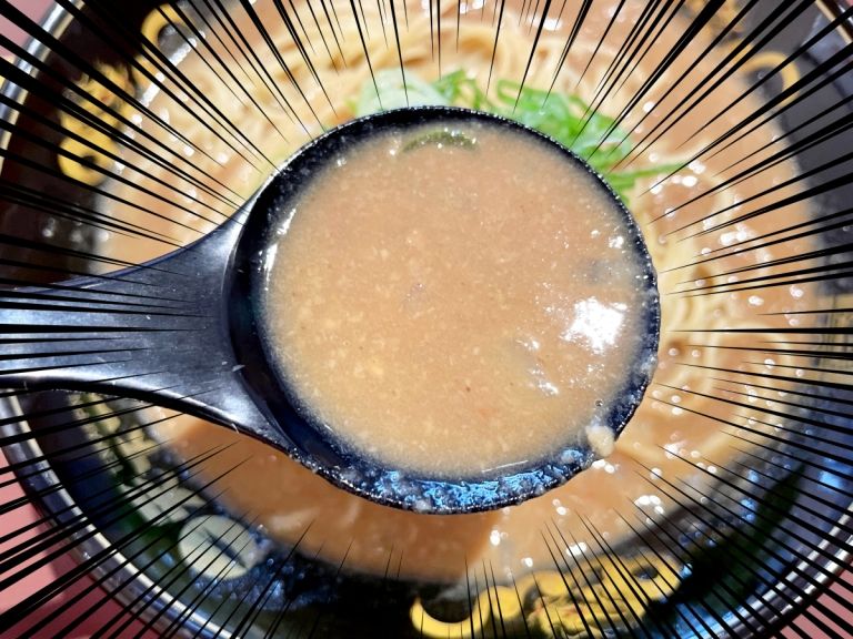 Lagi Viral Ramen Berkuah Super Kental di Jepang, Sehari Cuma Ada 5 Porsi